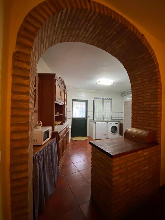 Espaciosa Y Elegante Casa Rural En Los Marines Exterior foto
